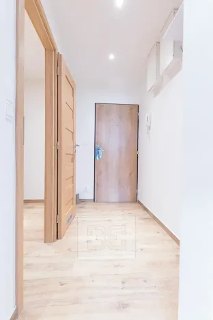 Pronájem bytu 2+1, Praha - Kobylisy, Paláskova, 59 m2