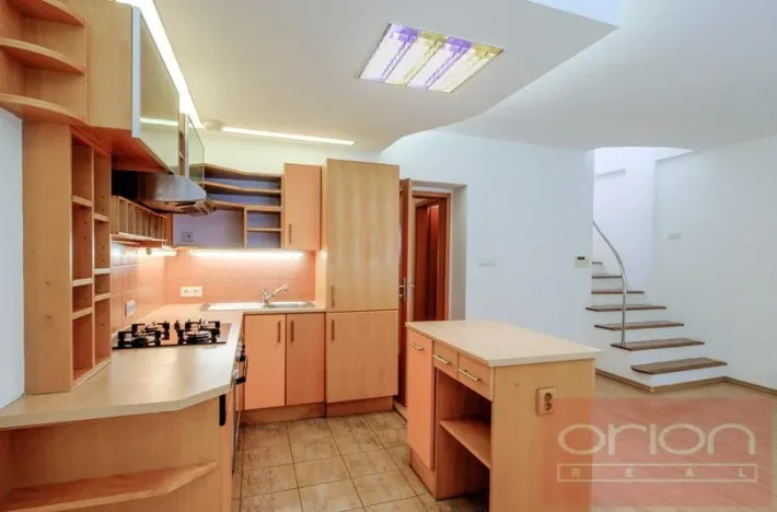 Pronájem bytu 4+kk, Praha - Nusle, Hvězdova, 122 m2