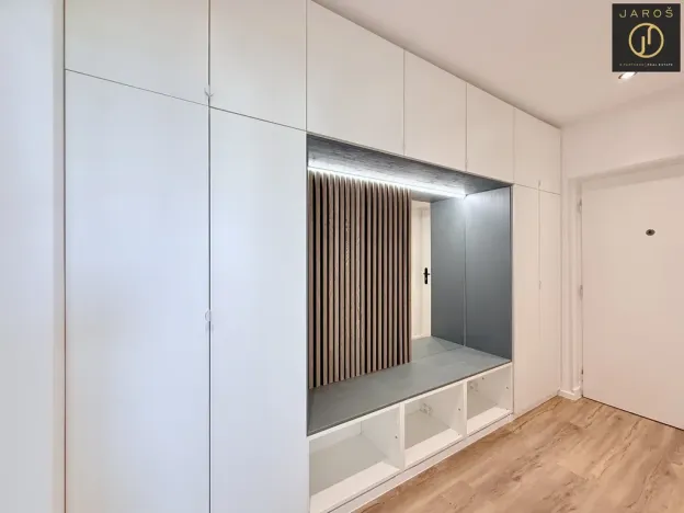 Pronájem bytu 2+1, Kladno, Obránců míru, 53 m2