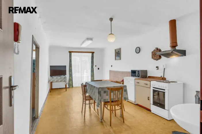 Prodej rodinného domu, Jemnice, náměstí Svobody, 78 m2