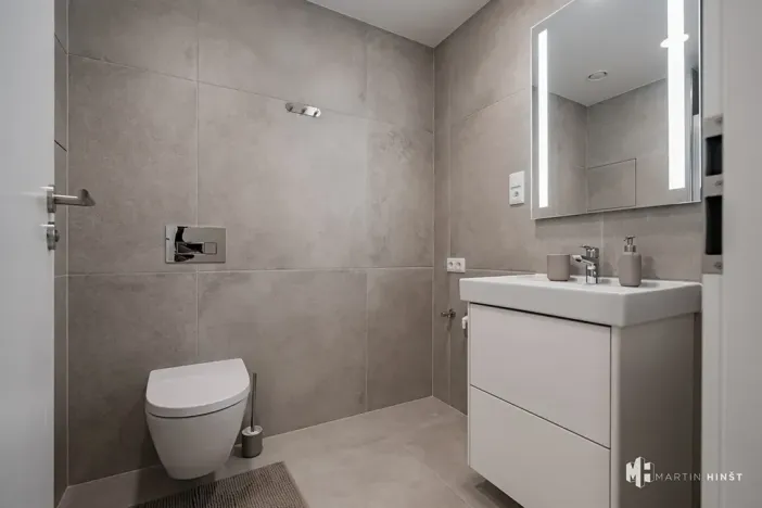 Pronájem bytu 1+kk, Praha - Hloubětín, Poděbradská, 35 m2