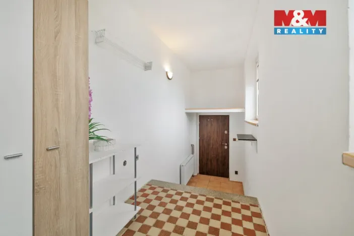Prodej bytu 3+1, Dymokury, Osvobození, 65 m2