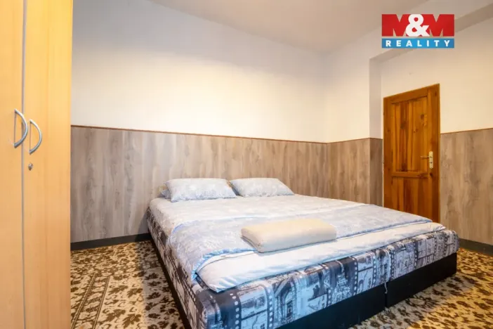 Prodej bytu 3+1, Nový Bor - Arnultovice, Gen. Svobody, 97 m2