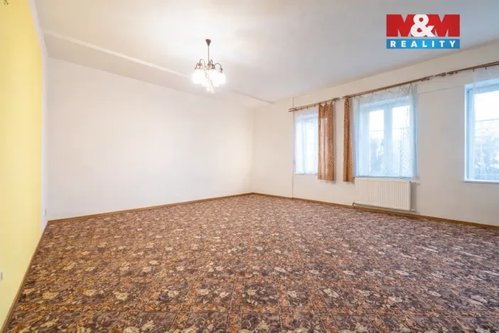 Prodej bytu 3+1, Nový Bor - Arnultovice, Gen. Svobody, 97 m2