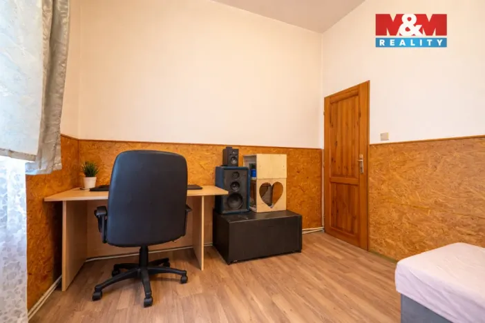 Prodej bytu 3+1, Nový Bor - Arnultovice, Gen. Svobody, 97 m2