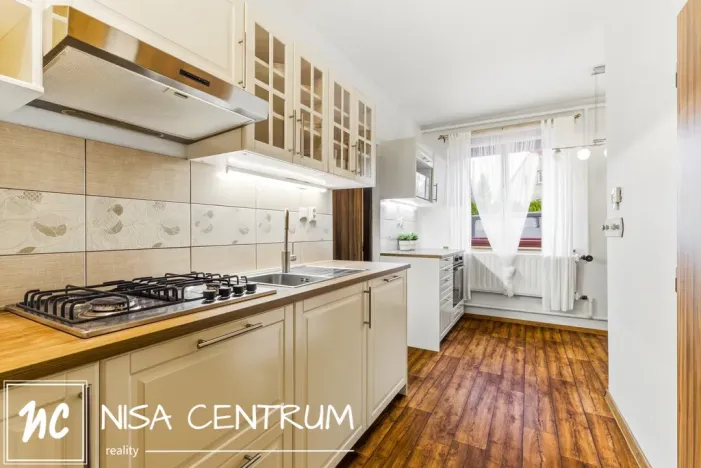 Prodej rodinného domu, Hejnice, 220 m2