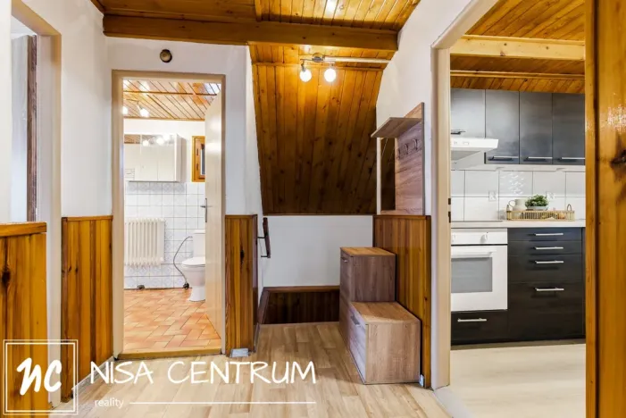 Prodej rodinného domu, Hejnice, 220 m2