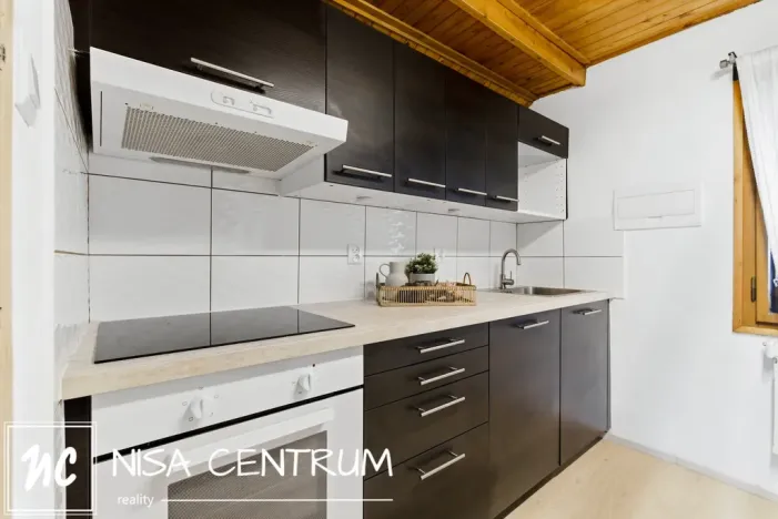 Prodej rodinného domu, Hejnice, 220 m2