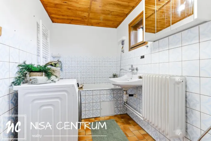 Prodej rodinného domu, Hejnice, 220 m2