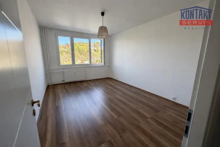 Pronájem bytu 2+1, Český Krumlov - Plešivec, 5. května, 62 m2