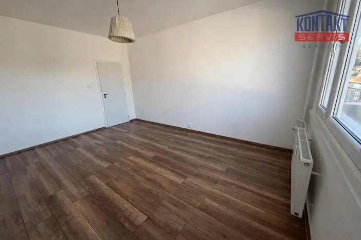 Pronájem bytu 2+1, Český Krumlov - Plešivec, 5. května, 62 m2