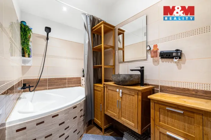 Prodej bytu 3+1, Jirkov, Generála Svobody, 79 m2