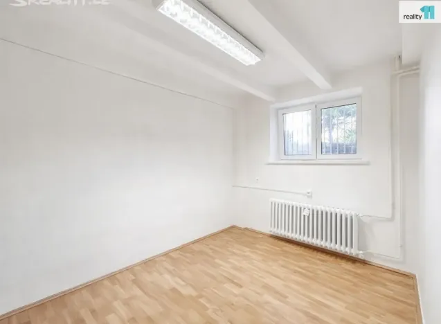 Pronájem bytu 1+1, Praha - Vršovice, Gruzínská, 24 m2