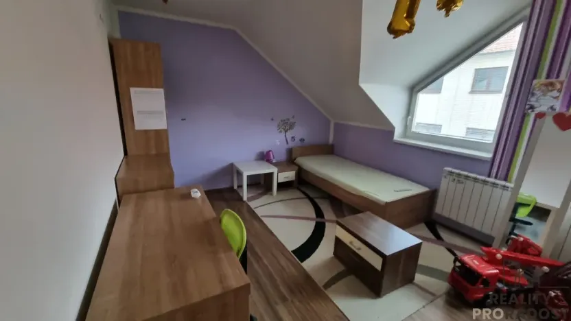 Pronájem rodinného domu, Rohatec, 210 m2