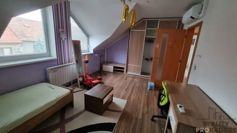 Pronájem rodinného domu, Rohatec, 210 m2
