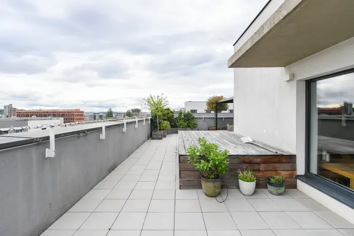 Pronájem bytu 3+kk, Praha - Vysočany, Strnadových, 78 m2