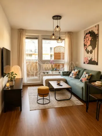 Pronájem bytu 2+kk, Praha - Vysočany, Pod Harfou, 50 m2