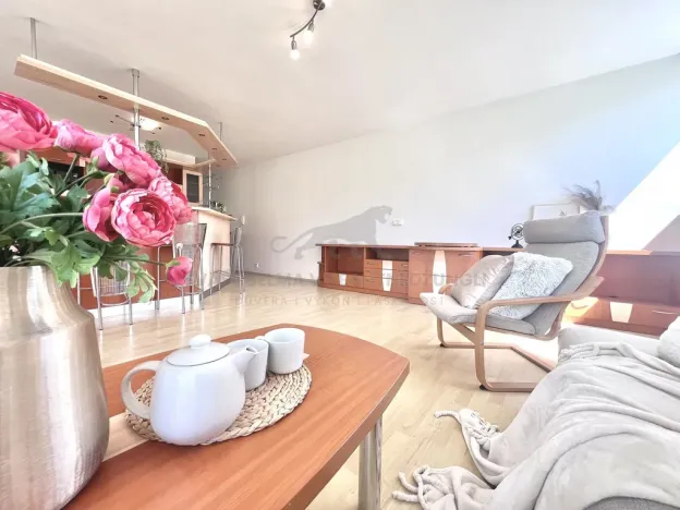 Prodej bytu 4+kk, Praha - Vysočany, Skloněná, 116 m2