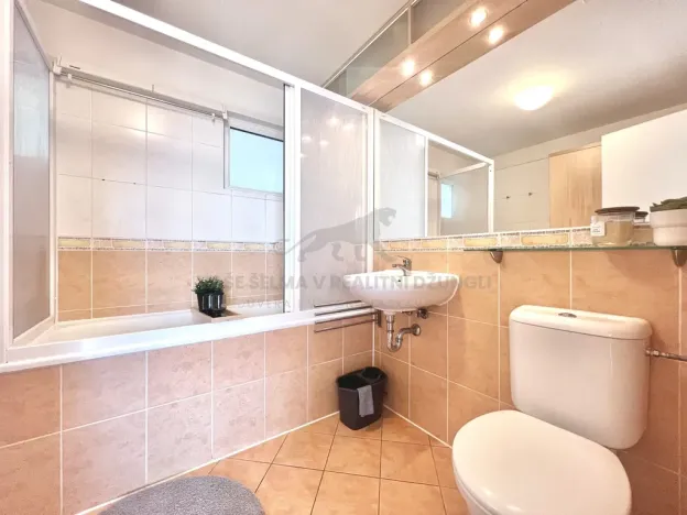 Prodej bytu 4+kk, Praha - Vysočany, Skloněná, 116 m2