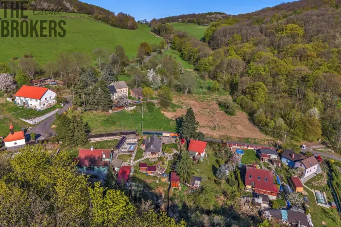 Prodej pozemku, Chuderov, 1718 m2