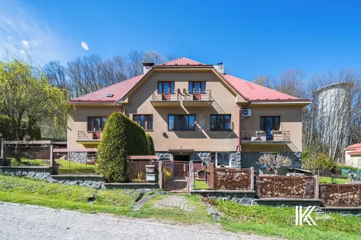 Prodej bytu 3+1, Seč, 102 m2