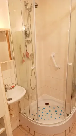 Pronájem bytu 2+kk, Praha - Krč, Hurbanova, 32 m2
