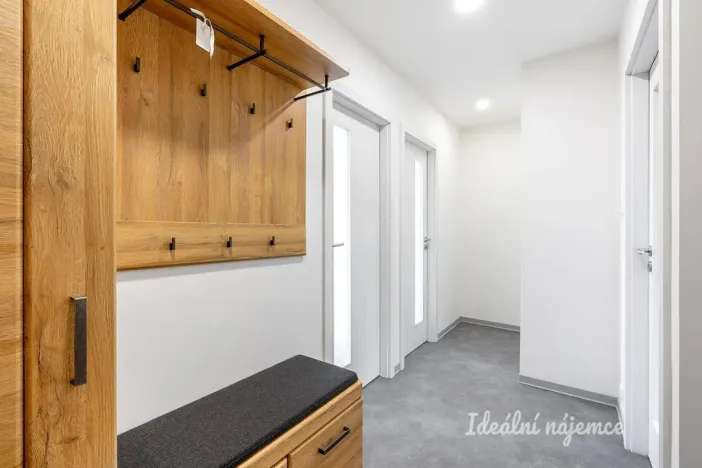 Pronájem bytu 3+kk, Praha - Krč, Hurbanova, 52 m2