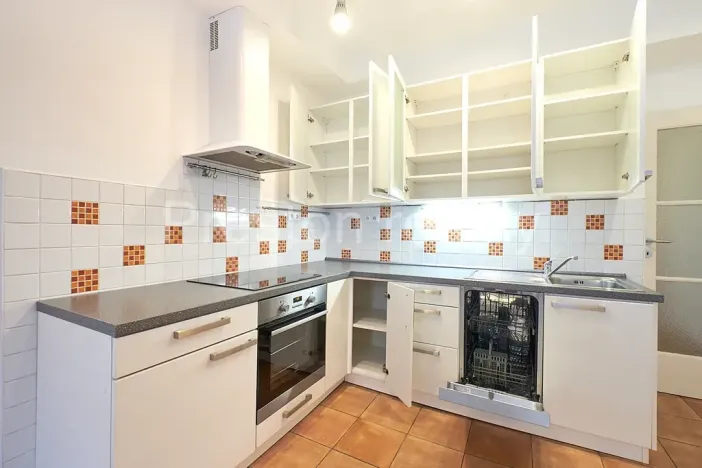 Prodej bytu 2+1, Praha - Holešovice, U měšťanského pivovaru, 86 m2