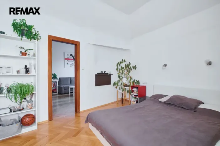 Pronájem bytu 2+1, Praha - Bubeneč, Bubenečská, 69 m2