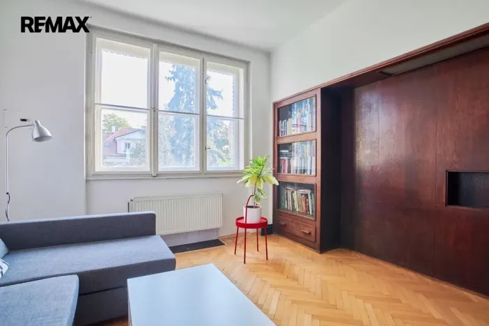 Pronájem bytu 2+1, Praha - Bubeneč, Bubenečská, 69 m2