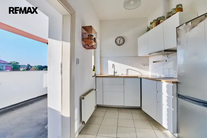 Pronájem bytu 2+1, Praha - Bubeneč, Bubenečská, 69 m2