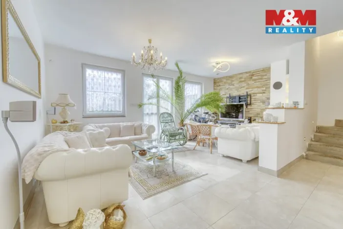 Prodej rodinného domu, Postřižín, Šípková, 136 m2