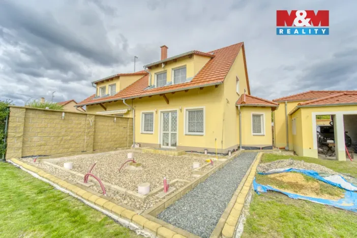 Prodej rodinného domu, Postřižín, Šípková, 136 m2