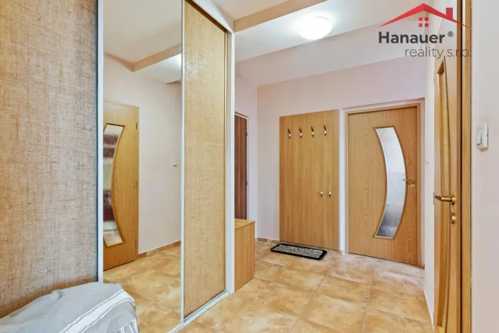 Prodej bytu 2+1, Cheb, Družstevní, 51 m2