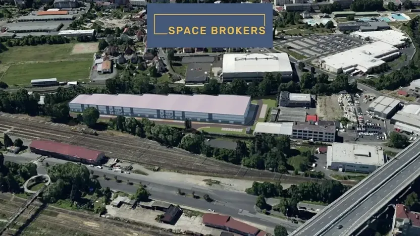 Pronájem skladu, Děčín, 7100 m2