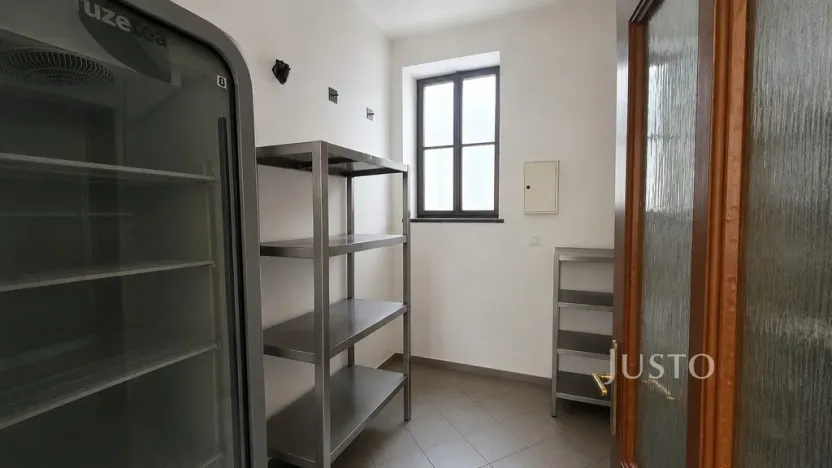 Pronájem restaurace, Písek - Budějovické Předměstí, Sedláčkova, 110 m2