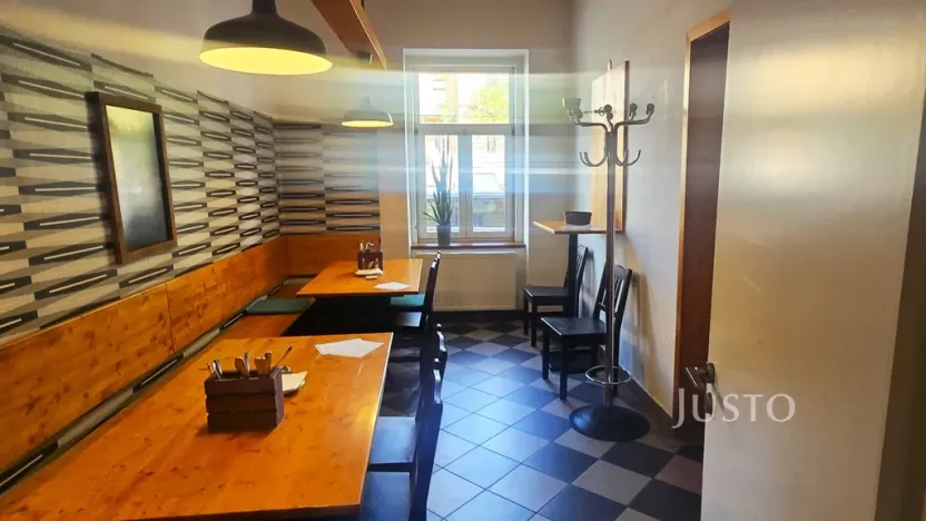 Pronájem restaurace, Písek - Budějovické Předměstí, Sedláčkova, 110 m2