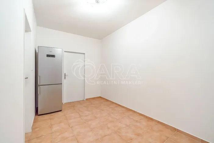 Pronájem bytu 1+kk, Holubice - Kozinec, Buková, 40 m2