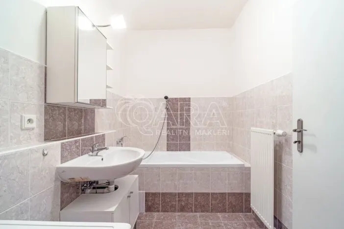 Pronájem bytu 1+kk, Holubice - Kozinec, Buková, 40 m2