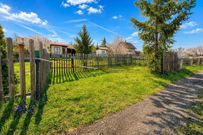 Prodej zahrady, Údlice, 387 m2