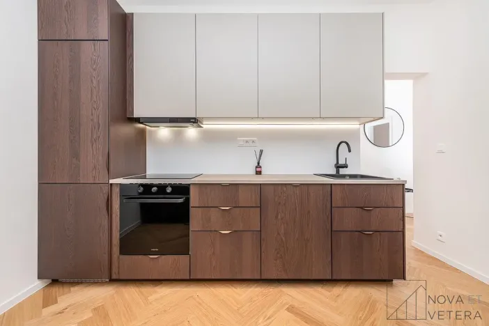 Prodej bytu 2+kk, Praha - Vinohrady, Slezská, 51 m2
