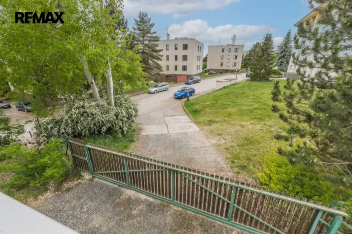Pronájem kanceláře, Úvaly, Maroldova, 70 m2