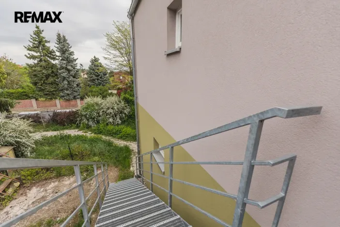Pronájem kanceláře, Úvaly, Maroldova, 70 m2