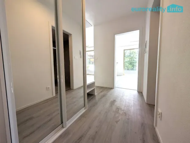 Pronájem bytu 2+kk, Plzeň, Zahradní, 70 m2