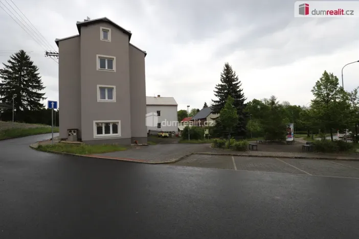 Pronájem bytu 1+kk, Karlovy Vary - Počerny, 58 m2