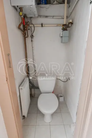 Pronájem bytu 1+kk, Praha - Strašnice, Kralická, 30 m2