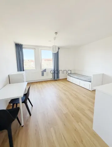 Pronájem bytu 1+kk, Praha, Perucká, 30 m2