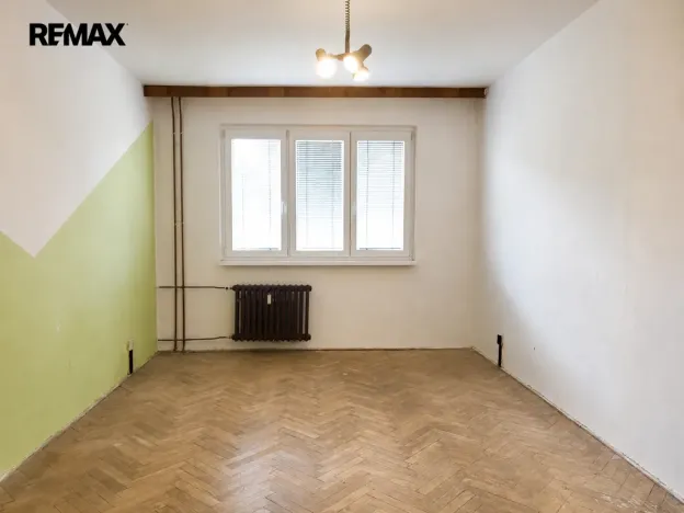 Prodej bytu 3+1, Hroznětín, Sídliště, 73 m2
