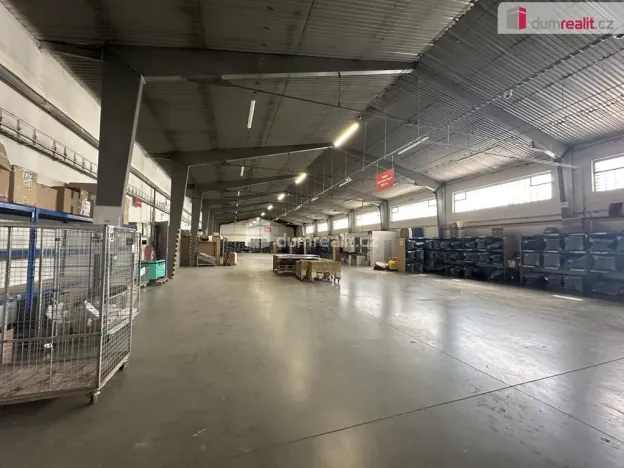 Pronájem skladu, Břeclav, Na Hrůdách, 3000 m2