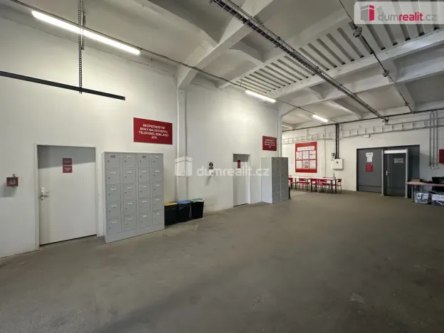 Pronájem skladu, Břeclav, Na Hrůdách, 3000 m2